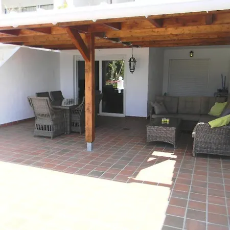 Bonito Con Inmensa Terraza Y Piscina Daire *