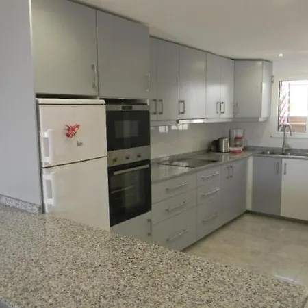 Bonito Con Inmensa Terraza Y Piscina Apartmán *