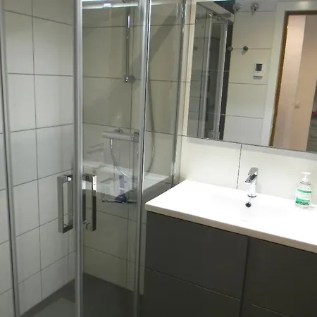Bonito Con Inmensa Terraza Y Piscina Apartmán *